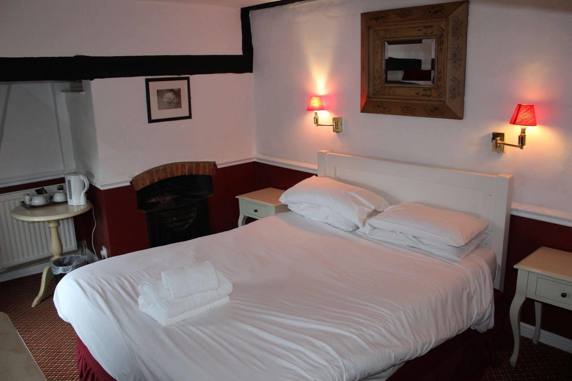 רדהיל Whyte Harte Hotel מראה חיצוני תמונה